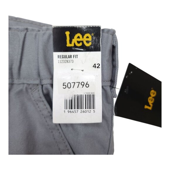 Lee Mens Regular Fit Cargo Shorts Gray Size 42 Cotton 7" Inseam Secure Pockets - Picture 3 of 10